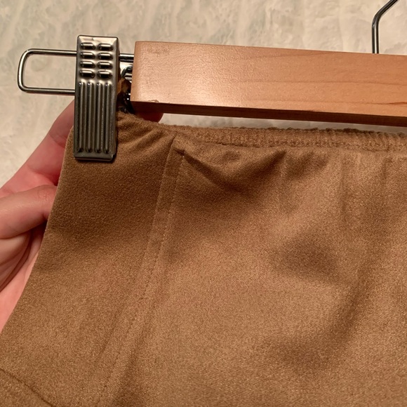 Aritzia Wilfred Free Daria Faux Suede Pant - Picture 5 of 5